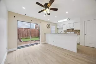 5807 Beverlyhill St, Houston, TX 77057 - Photo 5