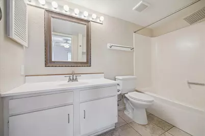 5807 Beverlyhill Street #23, Houston, TX 77057 - Photo 11