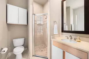 1725 Edwards St, Houston, TX 77007 - Photo 19