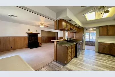 10933 Clyde Acord Road, Franklin, TX 77856 - Photo 7