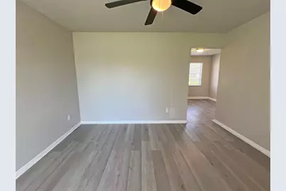 224 Stuart Street, Clute, TX 77531 - Photo 7