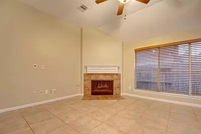 4611 Summer Lakes, Sugar Land, TX 77479 - Photo 13