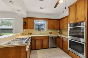 17507 Oxhill Ct, Spring, TX 77388 - Photo 15