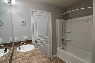 13911 Rock Range Ln, Houston, TX 77048 - Photo 19