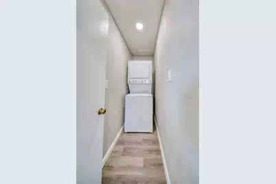 16713 Jamaica Beach Road, Jamaica Beach, TX 77554 - Photo 15