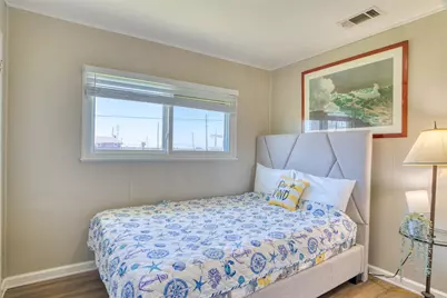 16713 Jamaica Beach Road, Jamaica Beach, TX 77554 - Photo 11