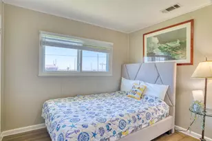 16713 Jamaica Beach Rd, Jamaica Beach, TX 77554 - Photo 11