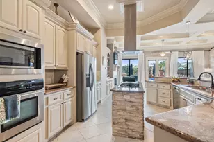 255 Capetown Dr, Conroe, TX 77356 - Photo 9