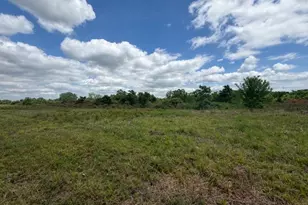 1711 County Rd 773, Angleton, TX 77515 - Photo 1
