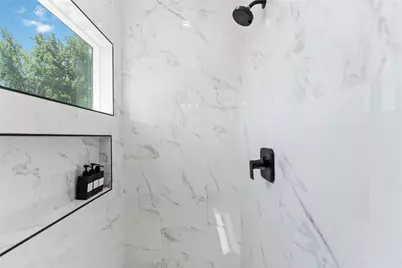 3040 Webster Street, Houston, TX 77004 - Photo 11