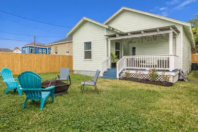 3923 Avenue M 1/2, Galveston, TX 77550 - Photo 17