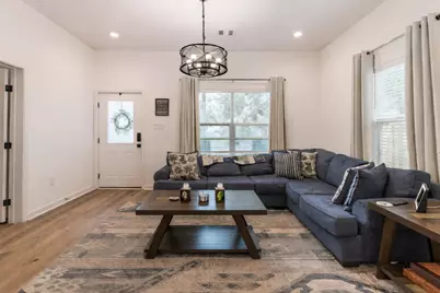 3923 Avenue M 1/2, Galveston, TX 77550 - Photo 3