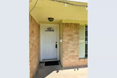 11219 Sageberry Drive, Houston, TX 77089 - Photo 5