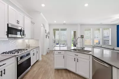 19220 Yellow Chestnut Lane, New Caney, TX 77357 - Photo 9