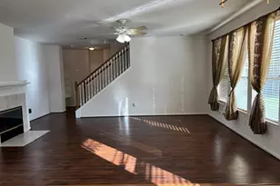 5514 Gatesprings Ln Ln, Sugar Land, TX 77479 - Photo 5