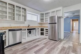 1204 2nd St, League City, TX 77573 - Photo 5