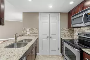 3525 Sage Rd, Houston, TX 77056 - Photo 5