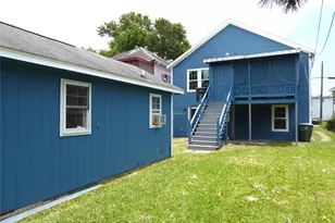 3414 Ursuline, Galveston, TX 77550 - Photo 43