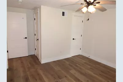 3414 Ursuline, Galveston, TX 77550 - Photo 37