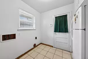2210 Tannehill Dr, Houston, TX 77008 - Photo 9