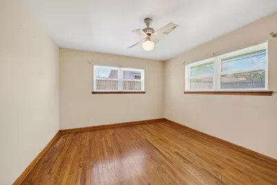 2210 Tannehill Drive, Houston, TX 77008 - Photo 17