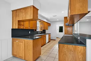 2210 Tannehill Dr, Houston, TX 77008 - Photo 7