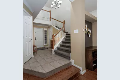 110 N Valley Oaks Circle, The Woodlands, TX 77382 - Photo 3