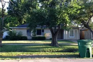 5006 Doulton Dr, Houston, TX 77033 - Photo 3