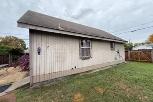 1434 1st Ave N, Texas City, TX 77590 - Photo 21