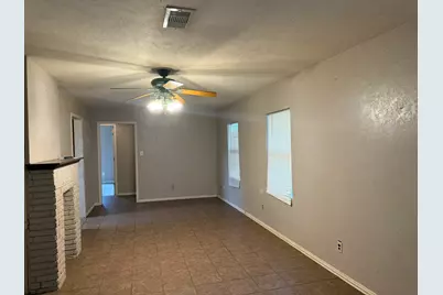 1434 1st Avenue N, Texas City, TX 77590 - Photo 3