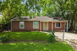 3010 Fern St, Pasadena, TX 77503 - Photo 3