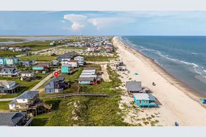 601 Wave Court, Surfside Beach, TX 77541 - Photo 3