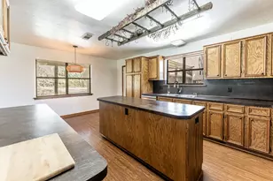 191 Timber Bay Dr, Trinity, TX 75862 - Photo 13