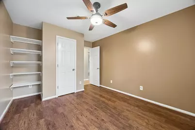 403 Stockbridge Ln, League City, TX 77539 - Photo 11