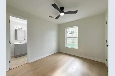 411 Avenue A #1, La Marque, TX 77568 - Photo 3