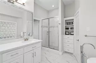 702 W 41st St, Houston, TX 77018 - Photo 21