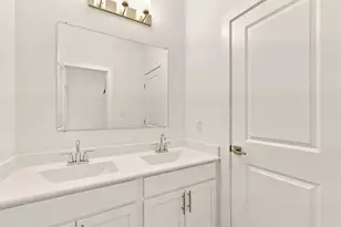 2305 Via Laura Ln, Houston, TX 77051 - Photo 21