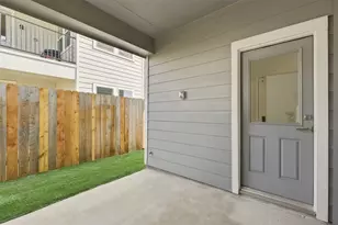2305 Via Laura Ln, Houston, TX 77051 - Photo 25
