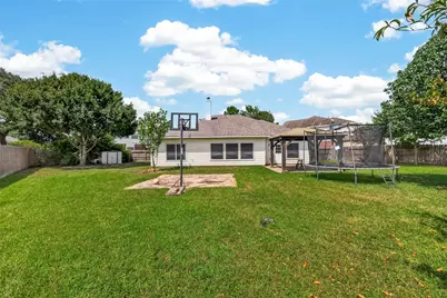 9607 Pine Bank Court, Houston, TX 77095 - Photo 39