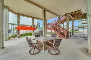 23111 Miramar Circle, Galveston, TX 77554 - Photo 27