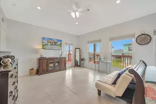 23111 Miramar Circle, Galveston, TX 77554 - Photo 19