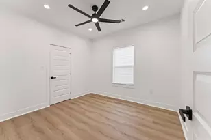 9208 Caddo Rd, Houston, TX 77078 - Photo 27
