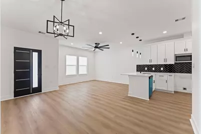 9208 Caddo Road, Houston, TX 77078 - Photo 19