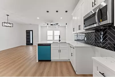 9208 Caddo Road, Houston, TX 77078 - Photo 11