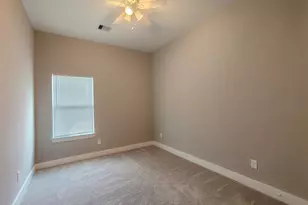 4124 Vaughn St, Houston, TX 77016 - Photo 9