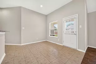 9307 Russeff Field Ln, Rosenberg, TX 77469 - Photo 17