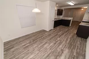 27 Laguna Bend, Manvel, TX 77578 - Photo 5