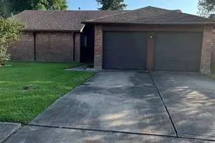 1930 Lazy Ln, Missouri City, TX 77489 - Photo 3