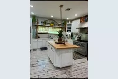 2702 Blue Creek Road, La Vernia, TX 78121 - Photo 15