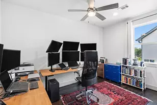 916 Yale St, Houston, TX 77008 - Photo 37